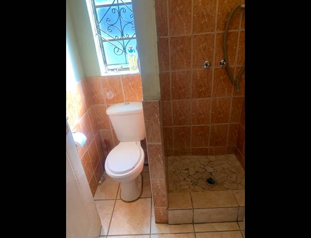 6 BEDROOM HOUSE FOR SALE IN SEDIBENG